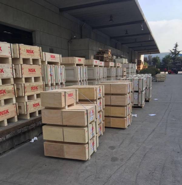 NSK 7215B/DB 角接觸球軸承